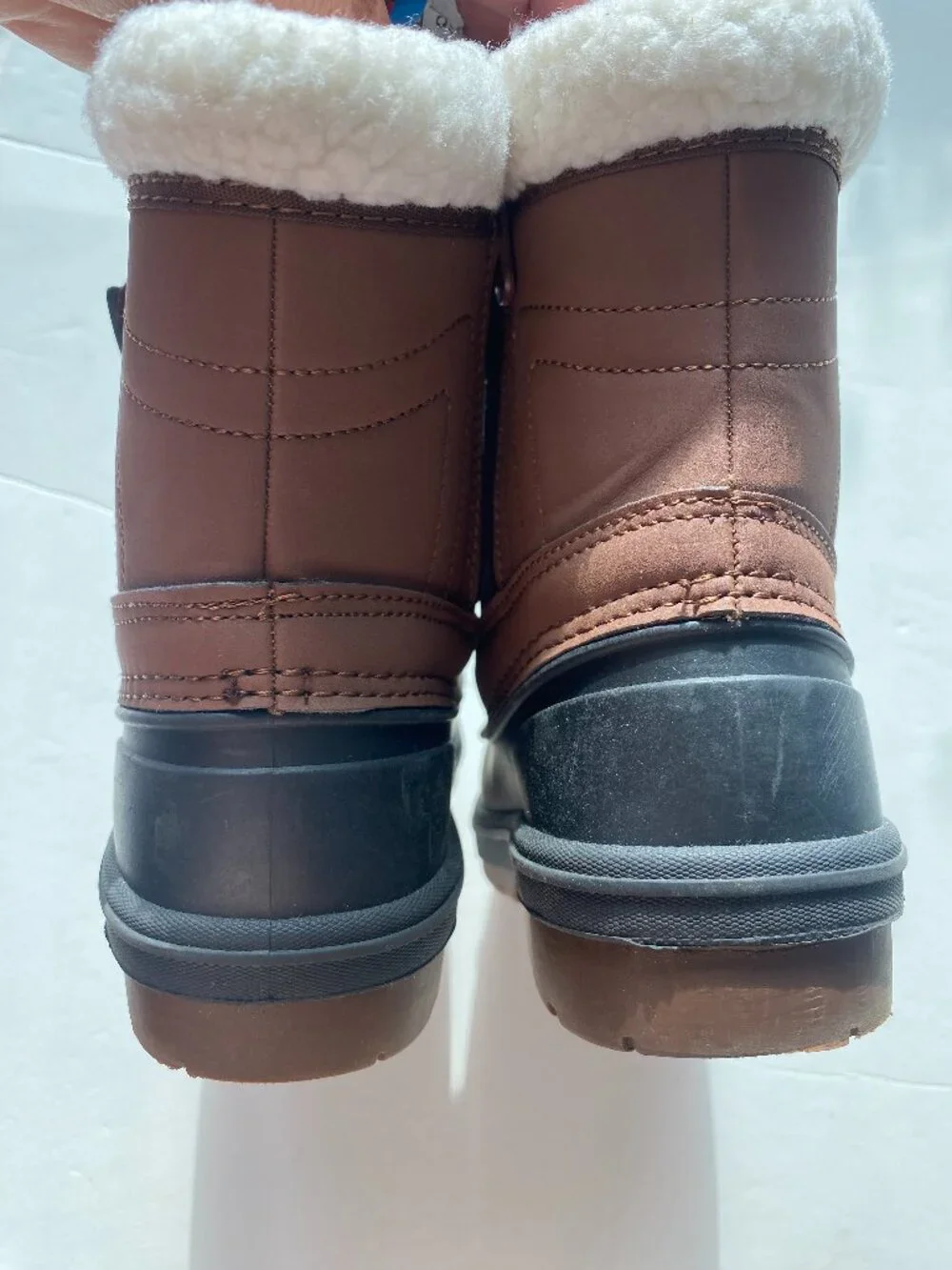 Cat & Jack kids size 12 snow boots, like new, brown and black.